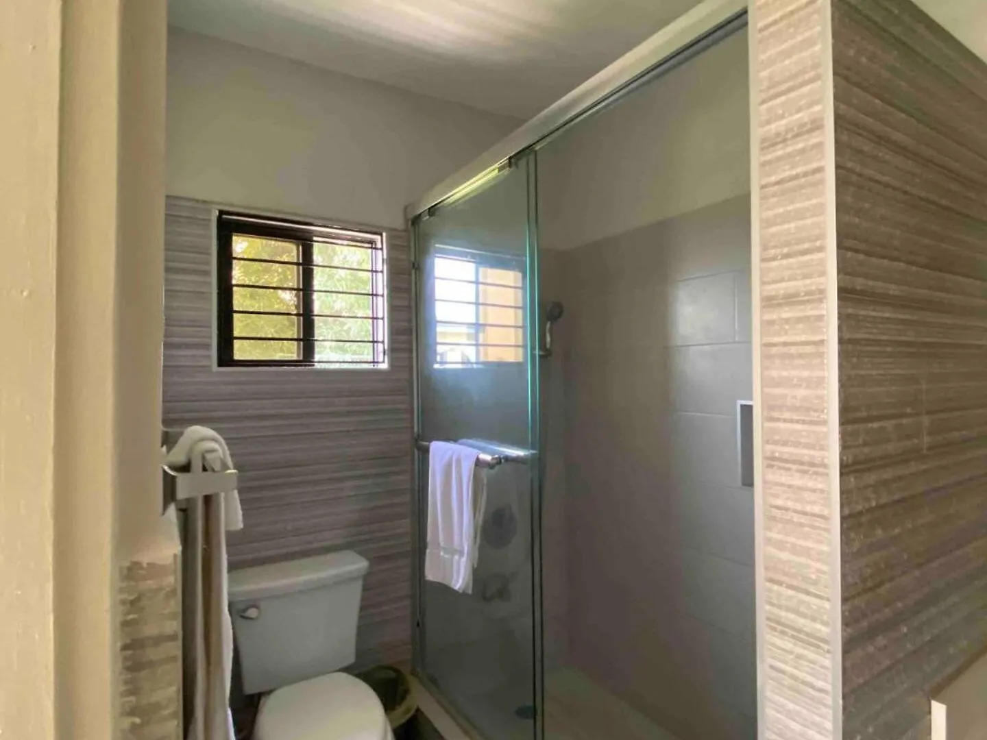 Landing Strip Villa Black River Jamaica